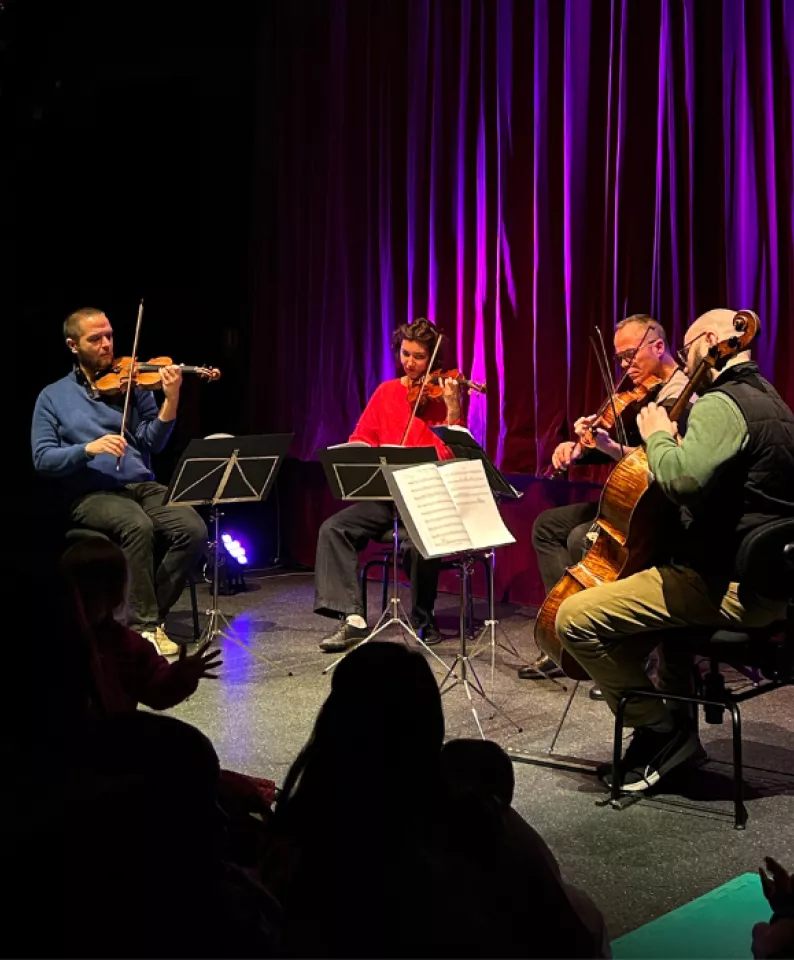 Baby-concert-c-Agence-Qui-Plus-Est