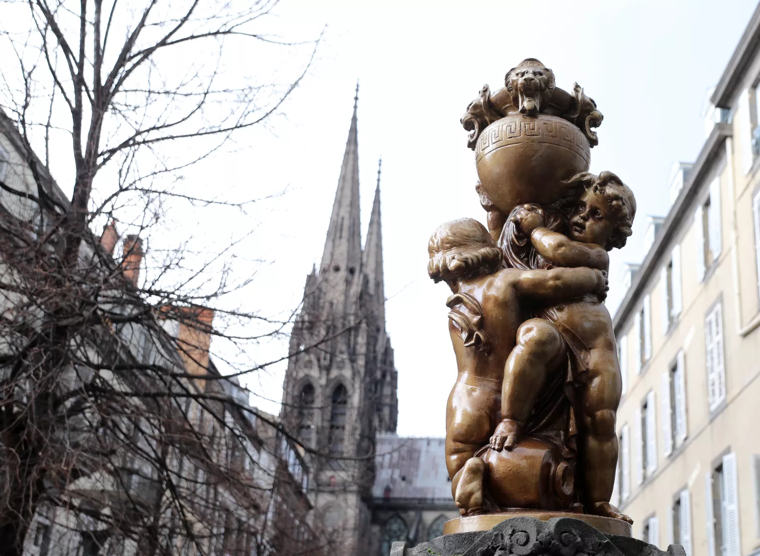 Fontaine St Genès
